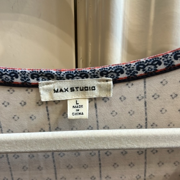 Patterned dress - Picture 2 of 3